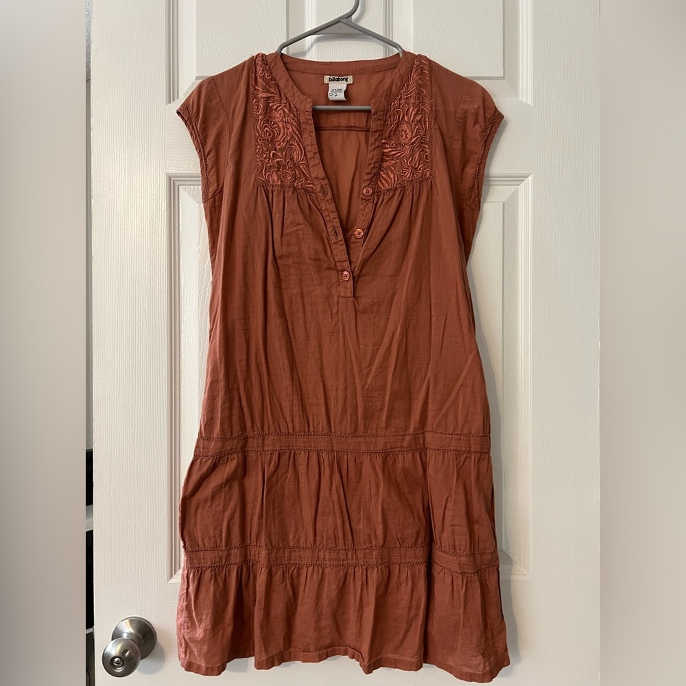 Billabong mauve/salmon rust dress